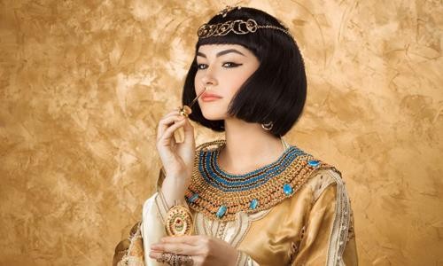 Nữ hoàng Cleopatra - Vẻ đẹp nổi tiếng đi cùng tai tiếng