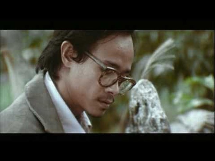 Hình ảnh của nhạc sĩ Trịnh Công Sơn trong phim