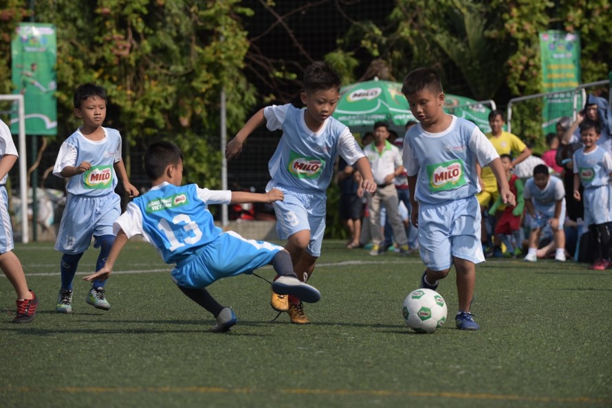 Có tới 13. 335 học sinh tiểu học tại TpHCM tham gia chương trình Festival bóng đá học đường 2018-2019