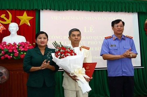 Điều động, bổ nhiệm nhân sự 3 địa phương