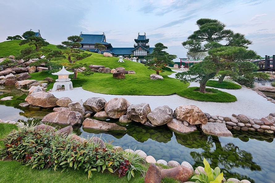 Vườn Nhật quen thuộc sẽ khoác lên tấm áo mùa hè rực rỡ trong dịp Lễ hội Mặt trời mọc tại Sun World Halong Complex