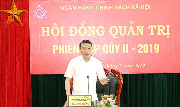 Thống đốc NHNN Việt Nam kiêm Chủ tịch HĐQT NHCSXH Lê Minh Hưng chủ trì phiên họp