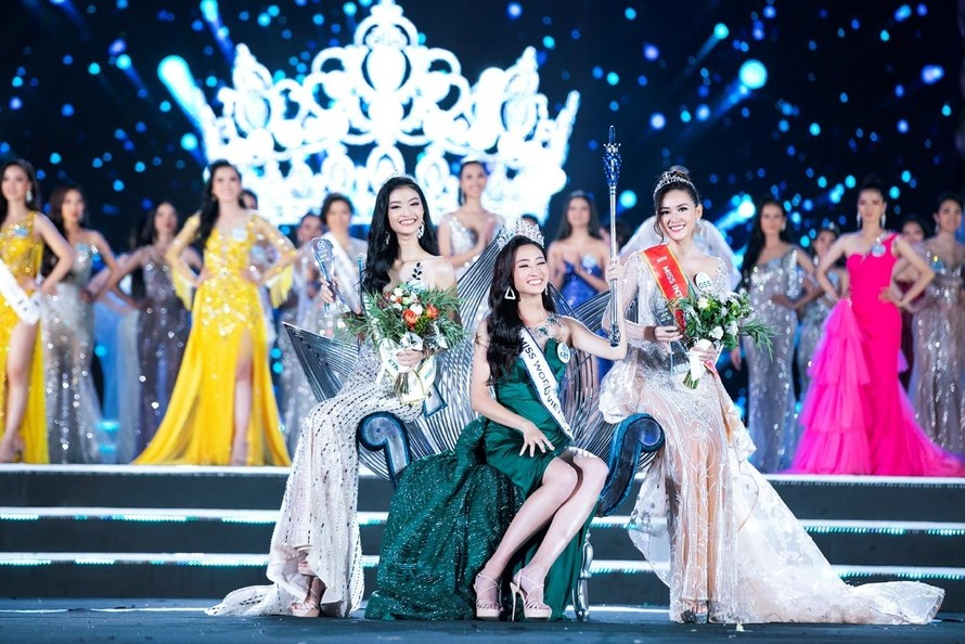 Nhìn lại những tác phẩm hoa LilyMag sáng tạo riêng cho Miss World VietNam 2019