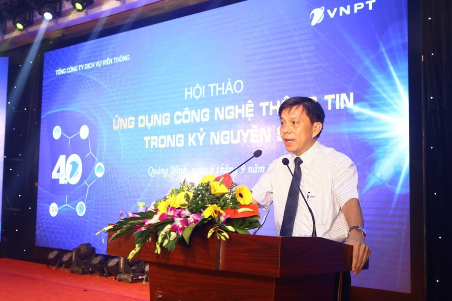 Phó Tổng Giám đốc VNPT VinaPhone, ông Lương Hồng Khanh phát biểu khai mạc hội thảo