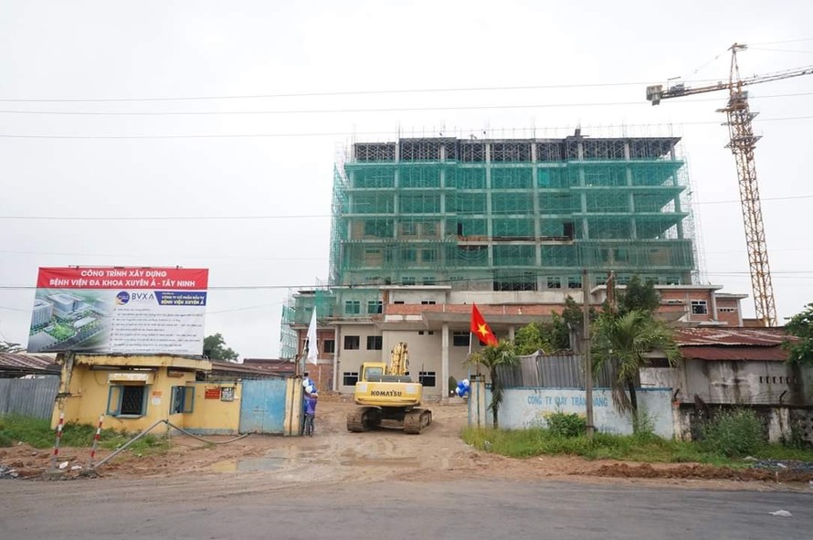 Bệnh viện đa khoa Xuyên Á- Tây Ninh đã cất nóc và sẽ chính thức khai trương vào ngày 19/5/2020