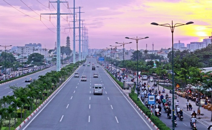 Đại lộ Phạm Văn Đồng