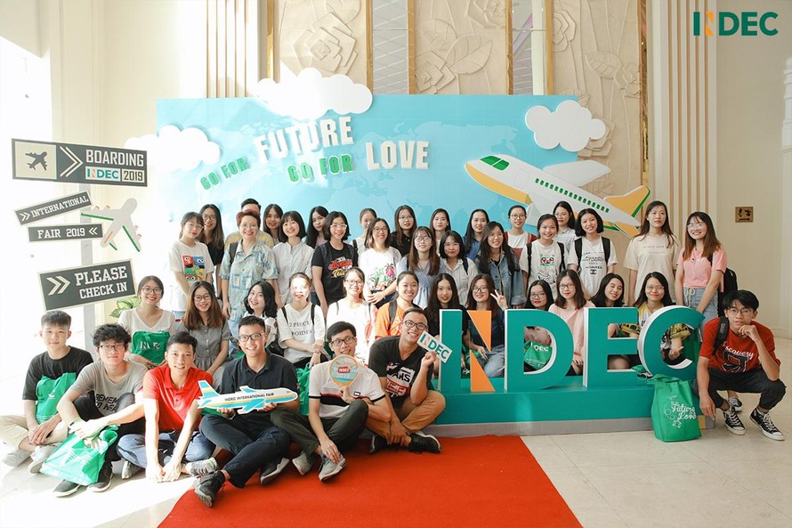 Hơn 2000 bạn trẻ tham dự Triển lãm du học quốc tế INDEC Indec International Fair 2019
