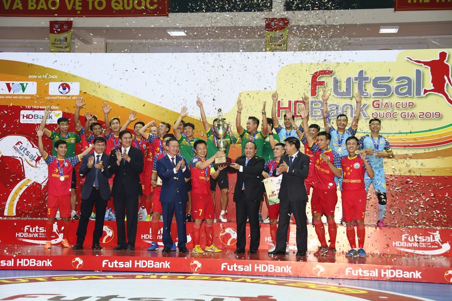 Sanvinest Sanatech Khánh Hòa lên ngôi vô địch Giải Futsal HDBank Cúp Quốc gia 20