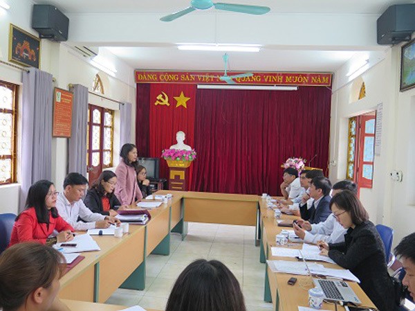 Bà Nguyễn Thị Hải Anh - Phó Chi cục trưởng Chi cục ATVSTP Lào Cai báo cáo công tác đảm bảo ATTP năm 2019.