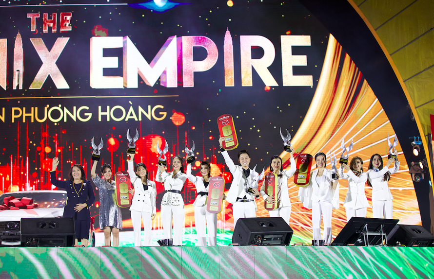Matxi tổ chức đại nhạc hội 'The Phoenix Empire – Dấu Ấn Phượng Hoàng'