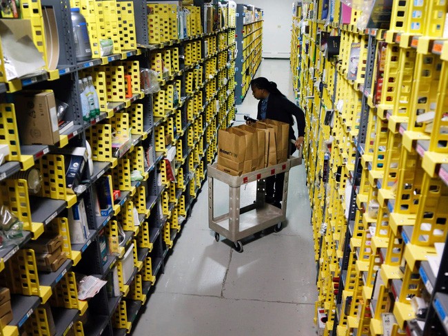 Amazon tuyển thêm 100.000 nhân viên vì đơn hàng tăng vọt thời dịch bệnh 