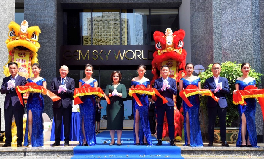 Showroom dự án Gem Sky World tại Hà Nội đã chính thức khai trương và đón khách tham quan vào sáng ngày 26/7/2020.
