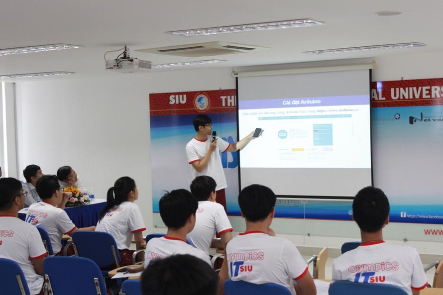 Hội thi Olympic Tin học SIU mở rộng - một sân chơi tìm kiếm tài năng CNTT do Trường Đại học Quốc tế Sài Gòn tổ chức dành cho học sinh, sinh viên yêu thích công nghệ.