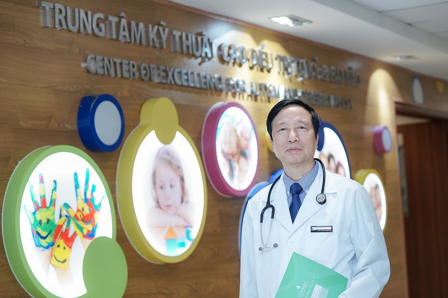GS.TS Nguyễn Thanh Liêm – Viện trưởng Viện Nghiên cứu tế bào gốc & công nghệ gen Vinmec
