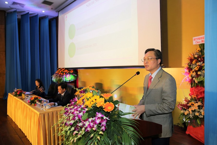 Ông Bùi Minh Tiến - Tổng Giám đốc BSR báo cáo kết quả SXKD tại hội nghị