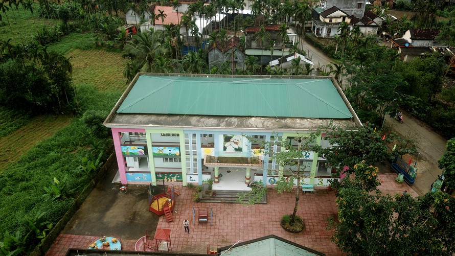 Trường mầm non mới được xây dựng tại vùng tâm lũ Hành Tín Đông (huyện Nghĩa Hành, tỉnh Quảng Ngãi)