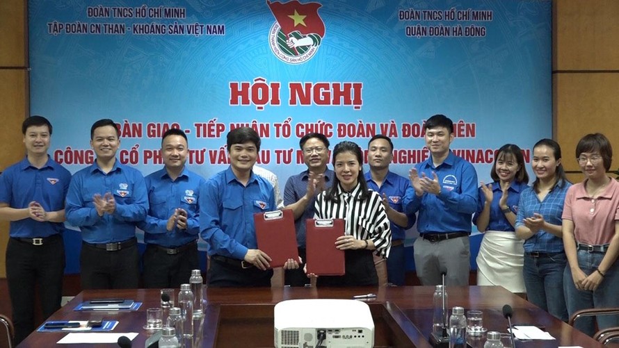 Đoàn Thanh niên TKV tiếp nhận Đoàn Thanh niên Công ty CP Tư vấn đầu tư mỏ và công nghiệp từ Quận Đoàn Hà Đông