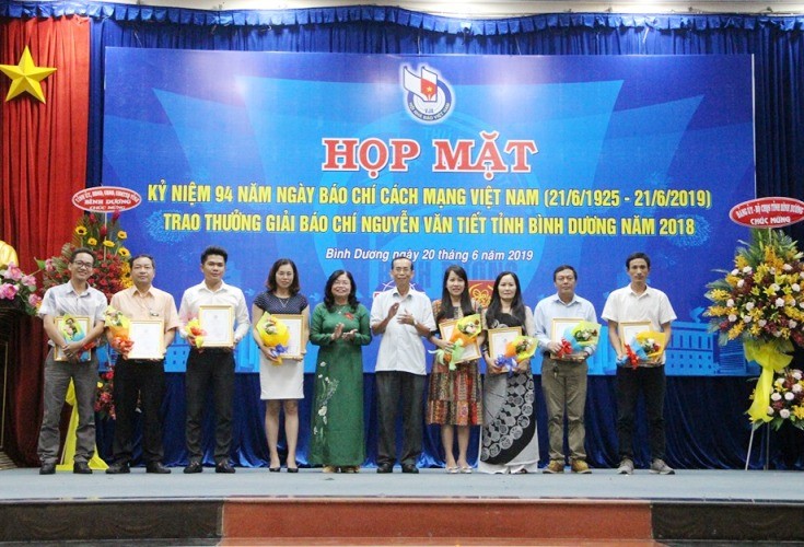 Nhiều tác phẩm hay đạt giải báo chí Nguyễn Văn Tiết