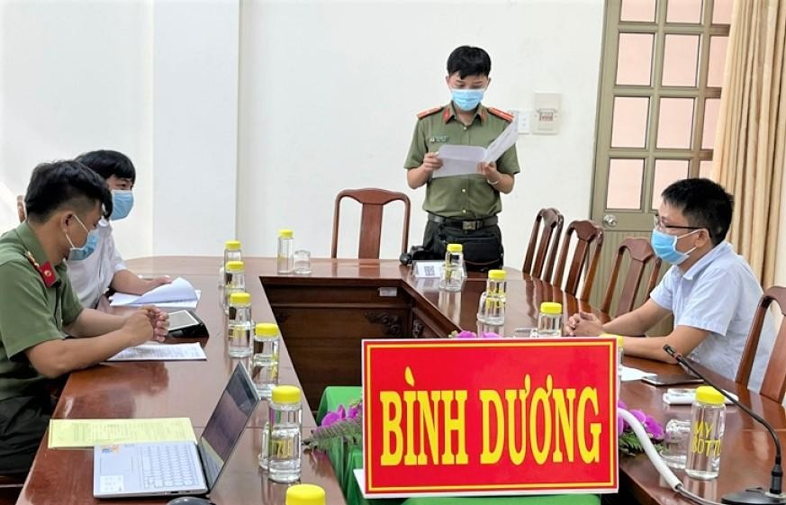 ‘Virus thông tin’ còn đáng sợ hơn COVID-19