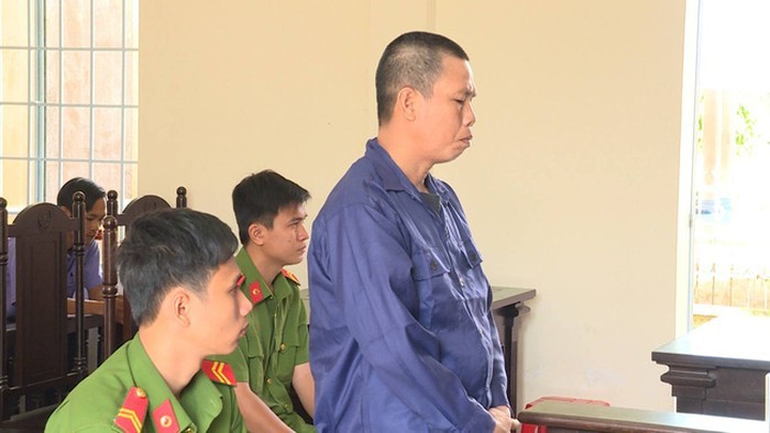 Bị cáo Nguyễn Tấn Phát tại toà 
