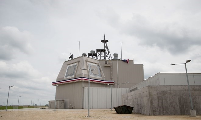 Hệ thống phòng thủ tên lửa của Mỹ (AAMDS) ở căn cứ Deveselu, cách thủ đô Bucharest của Romania 180km về phía nam. (Nguồn: EPA/TTXVN)