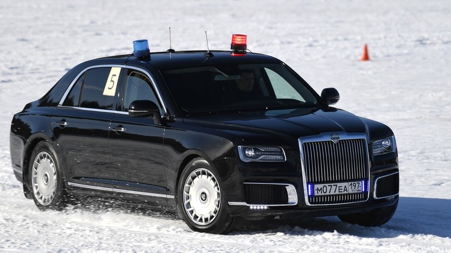 Chiếc xe Aurus chuyên chở tổng thống Nga Putin. Ảnh Sputnik