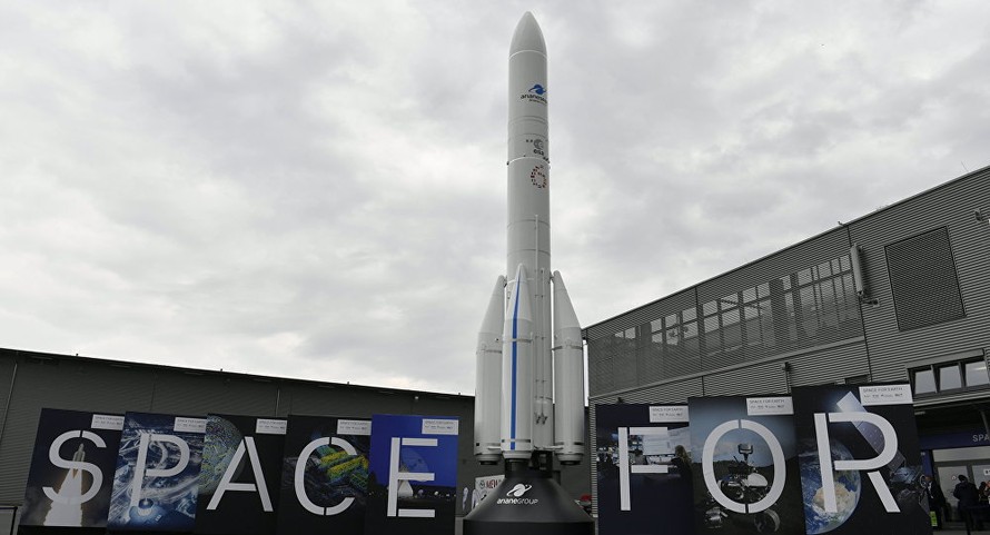 Mô hình tên lửa Ariane 6 