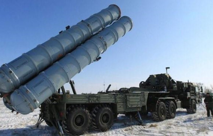 Hệ thống tên lửa S-500 của Nga. Ảnh: TASS