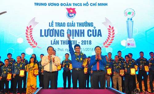 50 thanh niên tiêu biểu nhận giải thưởng Lương Định Của
