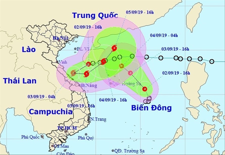 Đường di chuyển của 2 áp thấp nhiệt đới trên biển Đông (Trung tâm Dự báo Khí tượng Thủy văn Quốc gia)