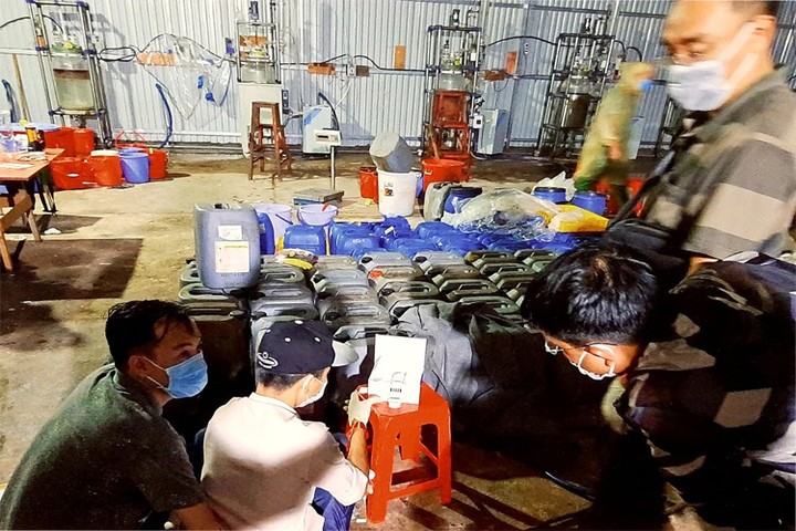 Người Trung Quốc mở xưởng ma tuý 'khủng' ở Kon Tum:Vì sao địa phương không biết?