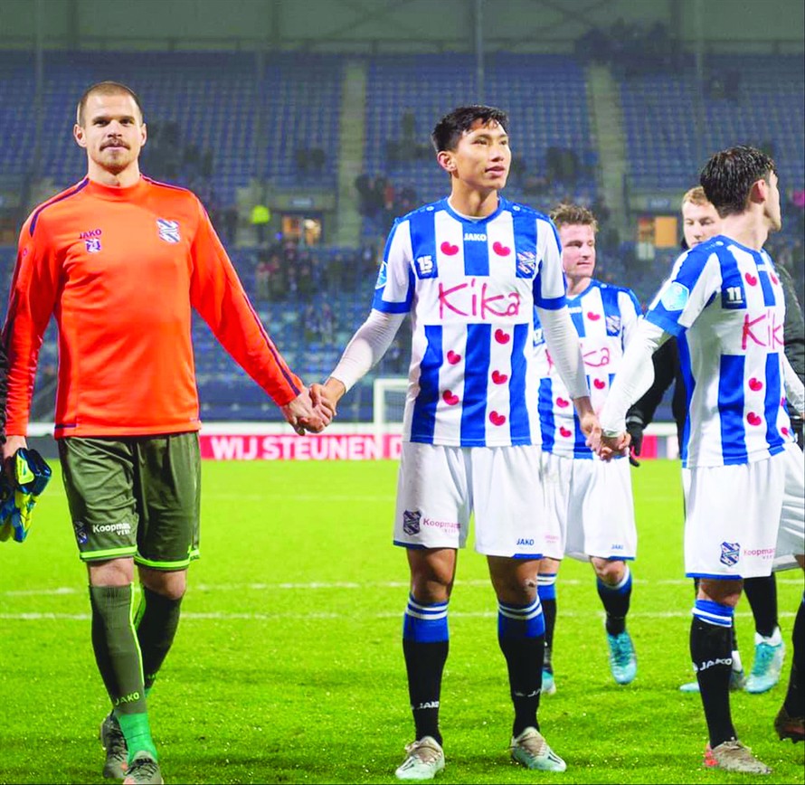 Chuyến trải nghiệm bóng đá châu Âu của Văn Hậu đã đến hồi kết và anh chuẩn bị về nước thi đấu cho Hà Nội FC từ giai đoạn 2 LS V-League 2020 