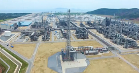 Nhà máy Lọc hóa dầu Nghi Sơn xuất xưởng lô sản phẩm thương mại đầu tiên