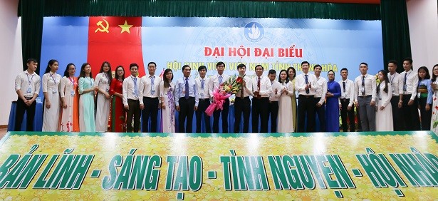 Ban chấp hành Hội sinh viên tỉnh Thanh Hóa lần thứ II và đoàn đại biểu dự Đại hội đại biểu toàn quốc Hội sinh viên Việt Nam lần thứ X ra mắt nhận nhiệm vụ