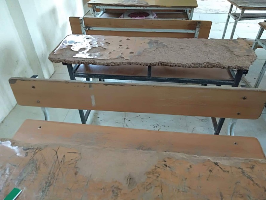 Huyện Mường Lát thiếu hàng trăm bộ bàn ghế học sinh trước năm học mới
