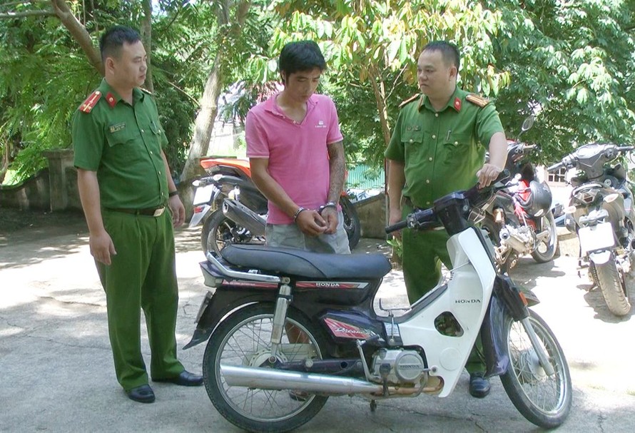 Hà Văn Duẩn bị bắt giữ