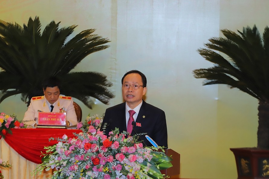 Ông Trịnh Văn Chiến sinh ngày 15/1/1960, hiện là Ủy viên Trung ương Đảng, Bí thư Tỉnh ủy, Chủ tịch HĐND tỉnh tỉnh Thanh Hóa.
