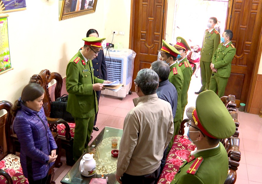 Bắt tạm giam nguyên Chủ tịch thị trấn ở Thanh Hóa