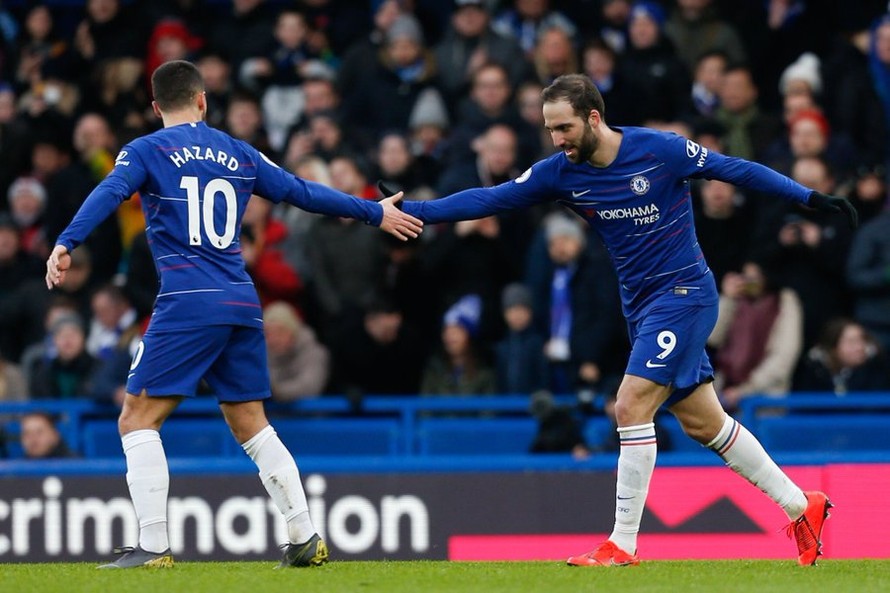VIDEO: Higuain-Hazard cùng nhau lập cú đúp, Chelsea đại thắng