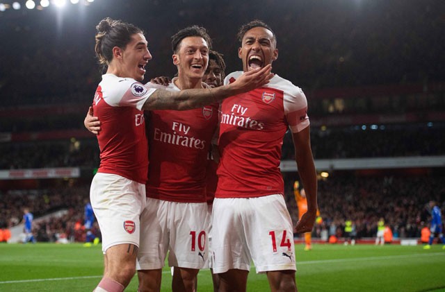 10 cầu thủ hưởng lương cao nhất tại Arsenal