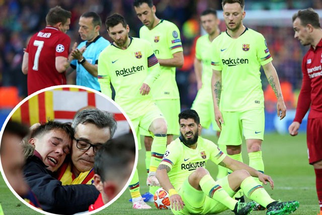 CĐV Barca bật khóc khi chứng kiến đội nhà nhận thất bại quá cay đắng.