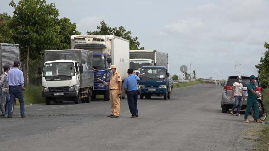 Kiên Giang giãn cách xã hội lần 6, siết chặt vận chuyển hàng hóa 