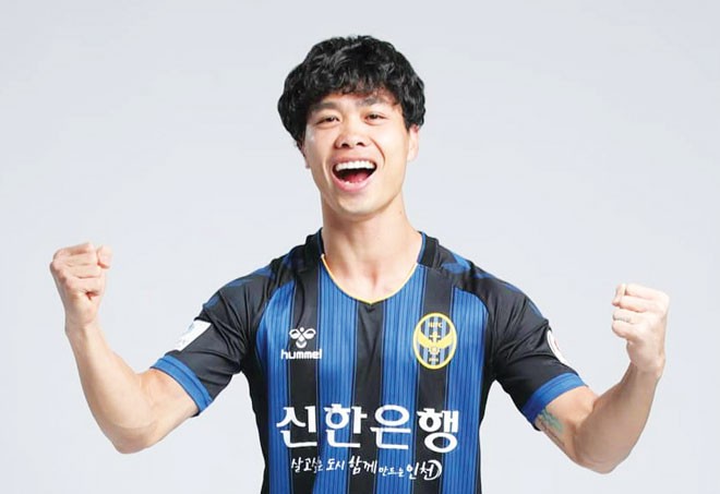 Công Phượng trong màu áo CLB Incheon United