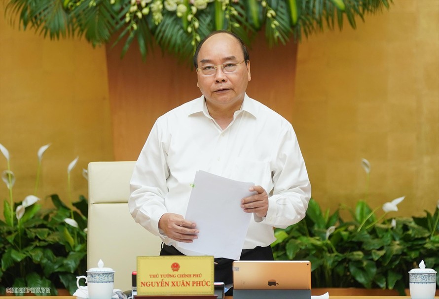 Thủ tướng Nguyễn Xuân Phúc yêu cầu đẩy mạnh phân cấp, giao quyền và chống tư tưởng xin - cho ảnh Q.H 