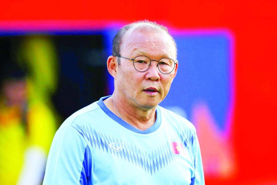 HLV Park Hang Seo tin rằng U23 Việt Nam sẽ vượt qua sức ép để có kết quả tốt ở trận đầu ra quân ảnh: HỮU PHẠM 