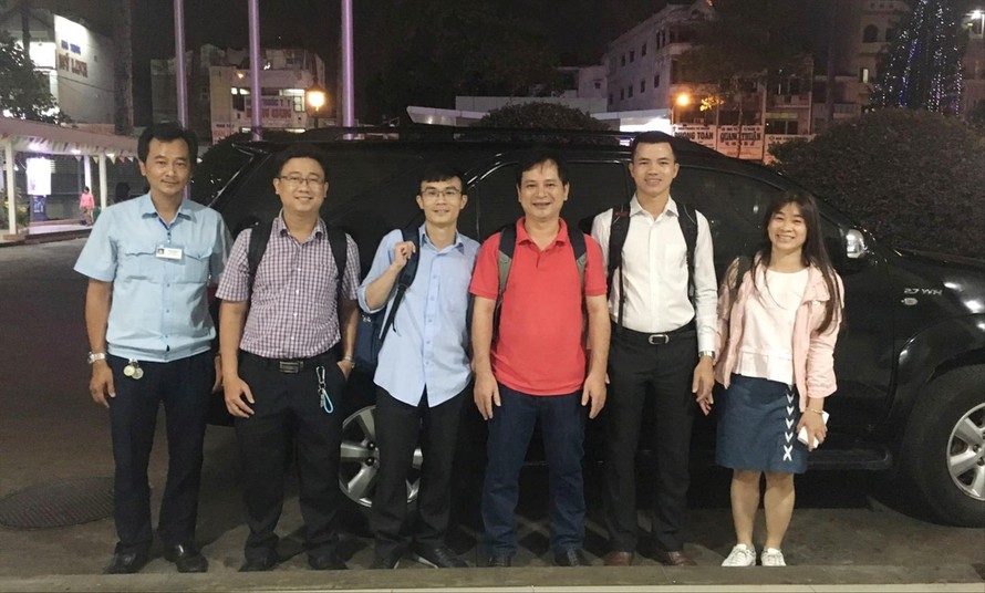 Đội phản ứng nhanh của Bệnh viện Chợ Rẫy đến Bình Thuận hỗ trợ điều trị bệnh nhân Covid-19 