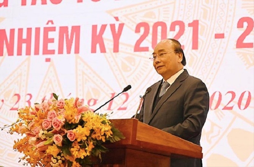 Thủ tướng Nguyễn Xuân Phúc phát biểu tại Hội nghị trực tuyến do Bộ Tư pháp tổ chức ngày 23/12 