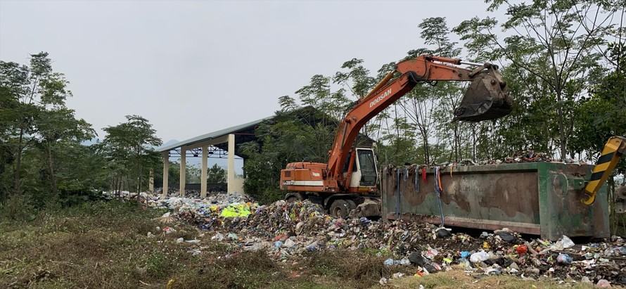 Hơn 10.000 tấn rác trên địa bàn huyện Mỹ Đức vẫn chưa có phương án thu gom 
