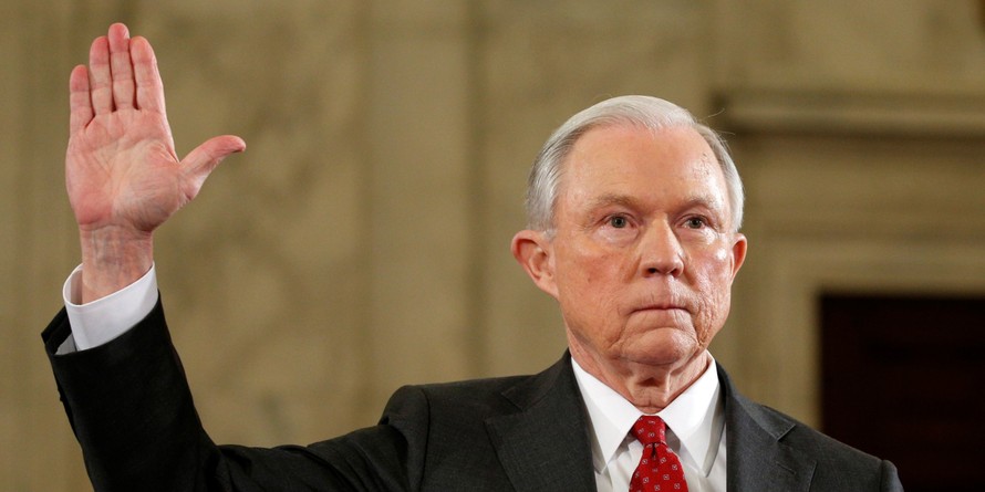 Bộ trưởng Tư pháp Jeff Sessions tại phiên điều trần trước Quốc hội. Ảnh: CNN