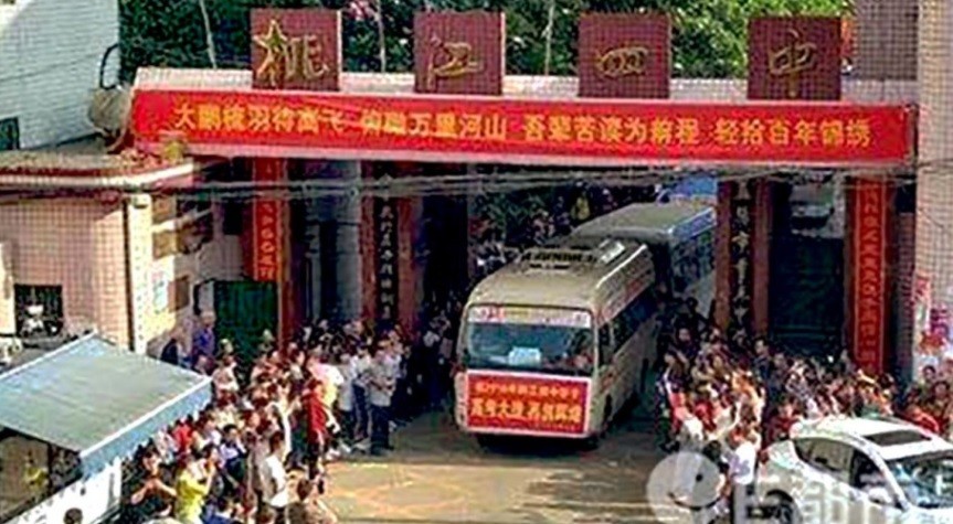 37 học sinh ở huyện Đào Giang bị nhiễm bệnh lao khiến bảy quan chức huyện này bị cách chức. Ảnh: Cssqt